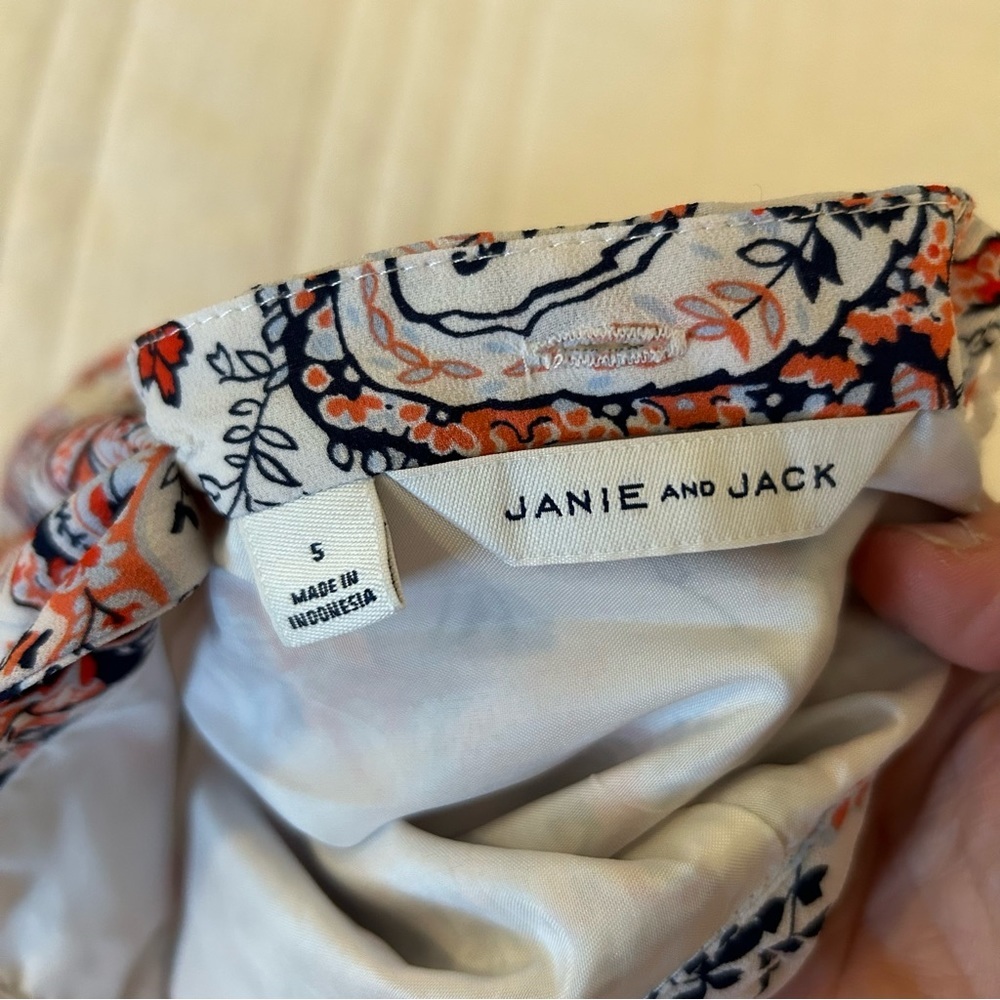 Janie & Jack The Maya Dress White Paisley. Size 5. - Picture 4 of 15